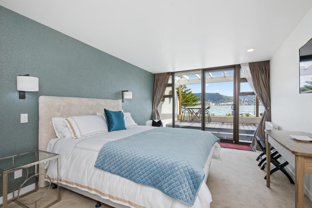 Bay Suites - 328 Oriental Parade Wellington Eksteriør billede